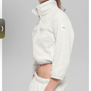 Alo Polar Fleece retreat white heather gray CROP Zip-Up Jacket